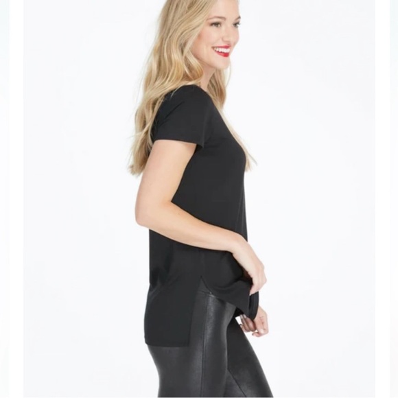 NEW Spanx Perfect Length Short Sleeve Tee in Black. 50169R. Small - Picture 8 of 10